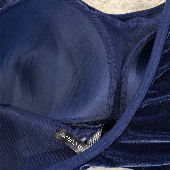 Stylish Velvet Navy Bra 2 - Picture 3 of 8